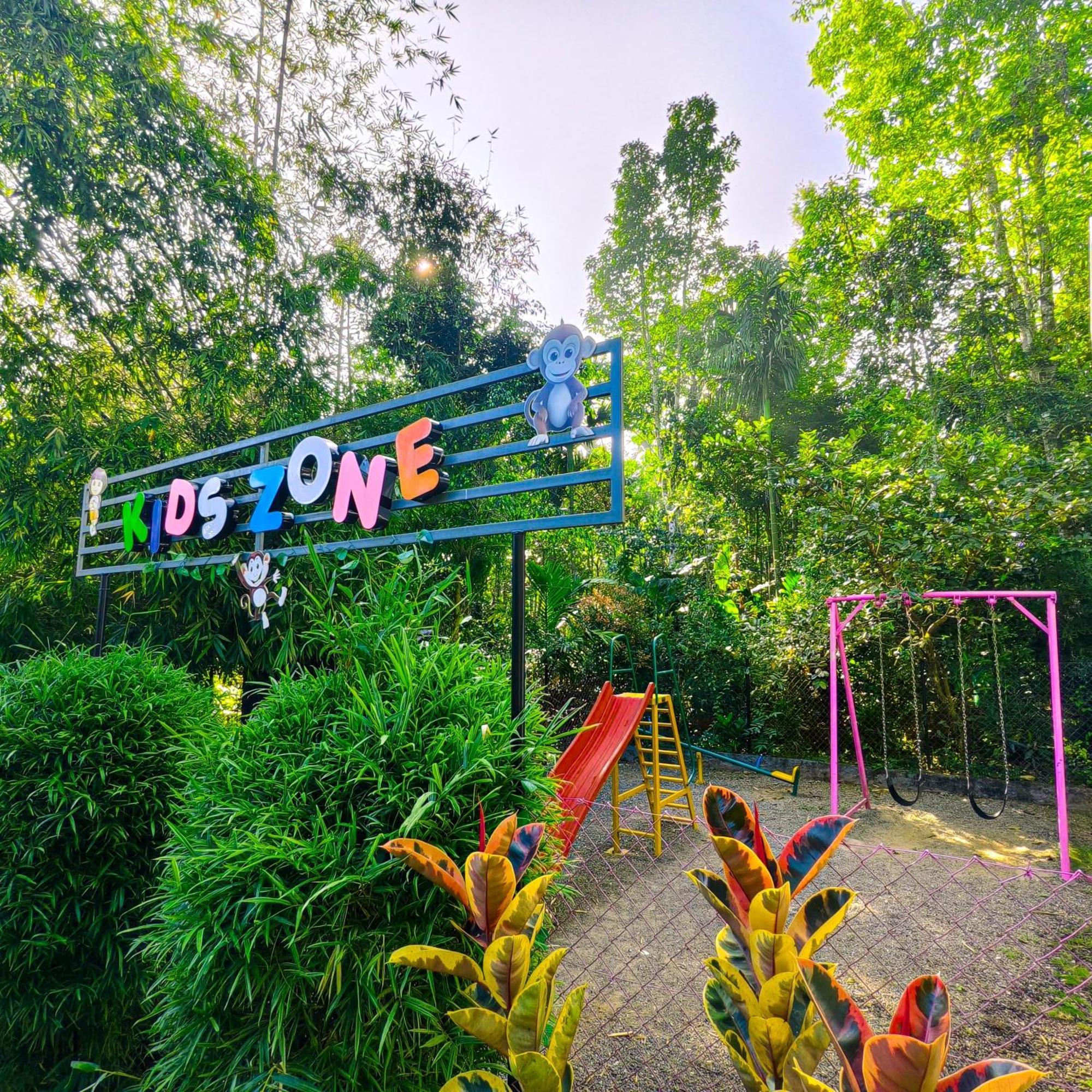 Le Eden Resort Sultan Bathery Exterior photo